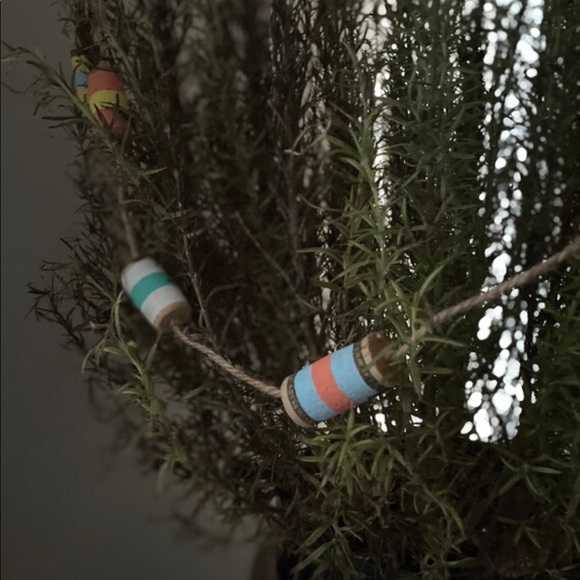 Nautical cork buoy garland - Picture 8 of 11